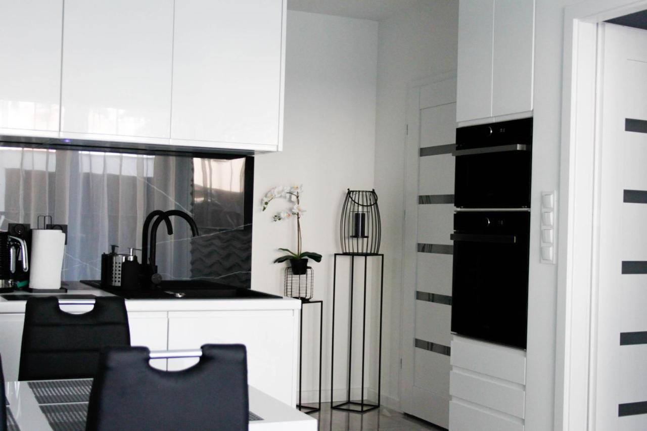 Apartament Wroclaw Centrum Galeria Magnolia エクステリア 写真