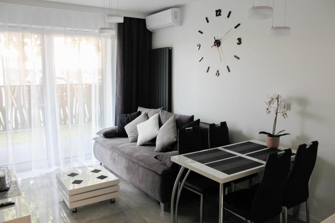 Apartament Wroclaw Centrum Galeria Magnolia エクステリア 写真